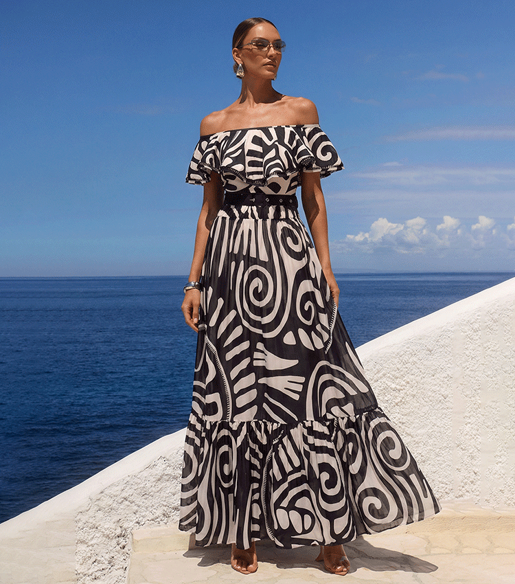 Off Shoulder Black Retro Printed Swimsuit Set(s)	