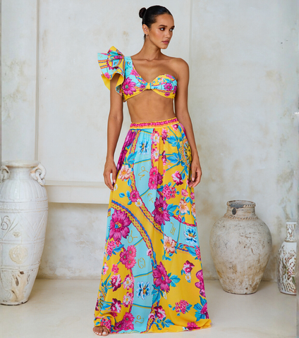 Constellation Flower Print Ruffled Bikini Swimsuit and Sarong	