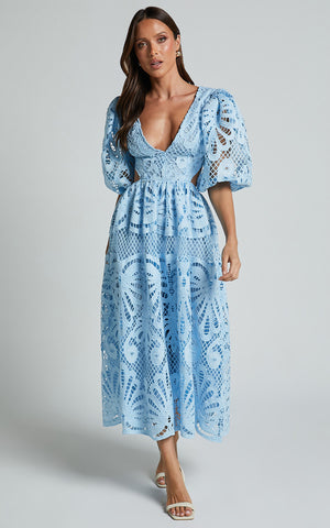 V Neck Puff Sleeve Lace Dress