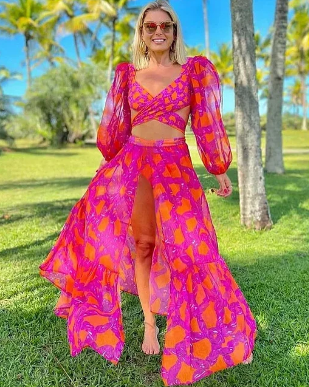 V Neck Net Yarn Long Sleeve Bikini Swimsuit and Skirt	
