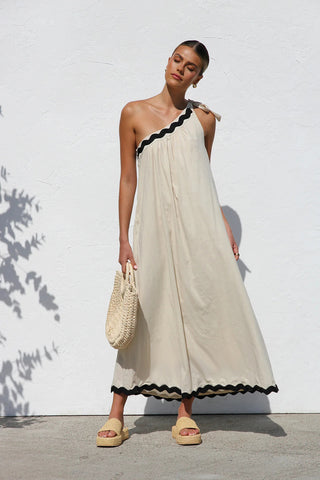 Oblique Shoulder Maxi Dress
