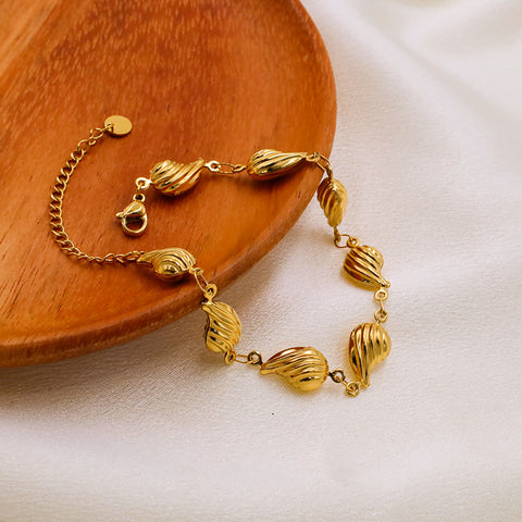 Metal Conch Bracelet