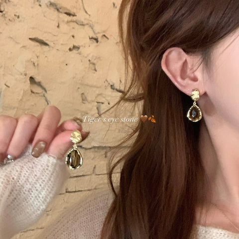 Retro-style Versatile Earrings