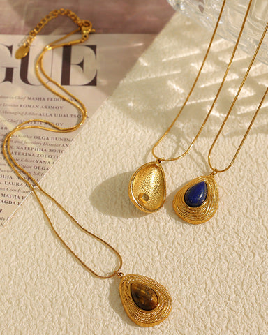Teardrop-shaped Tiger's Eye Necklace
