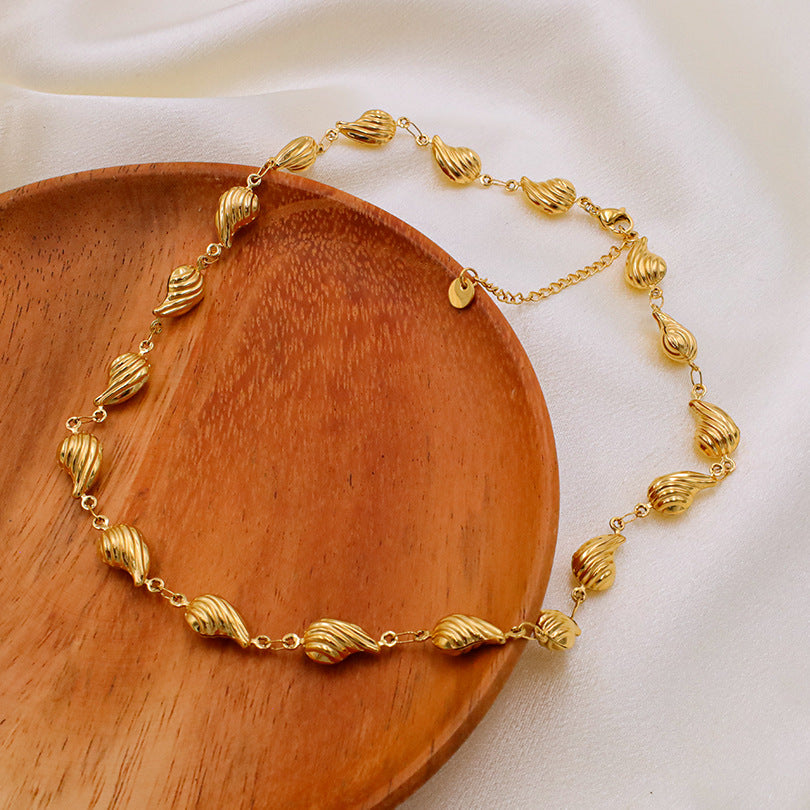 Metal Conch Bracelet