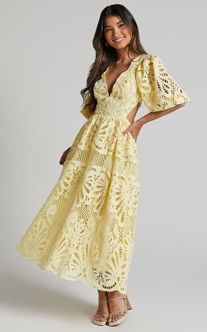 V Neck Puff Sleeve Lace Dress