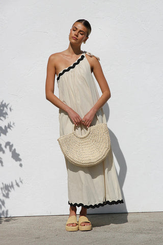 Oblique Shoulder Maxi Dress