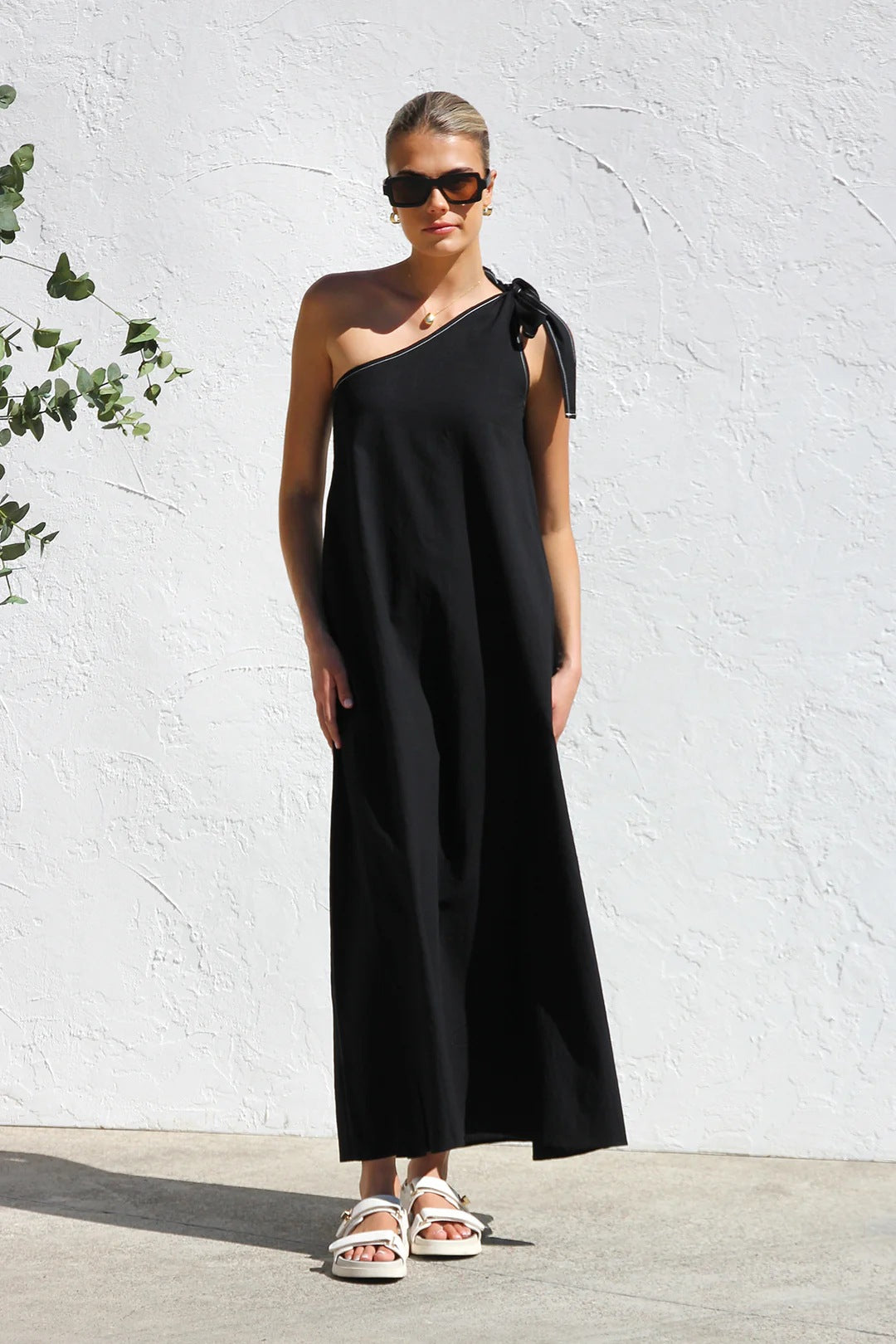 Oblique Shoulder Dress